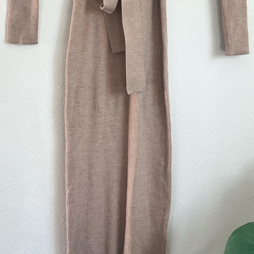Babaton Ribbed V-Neck Tie-Waist Long Sleeve Dress - Beige - Picture 3 of 11